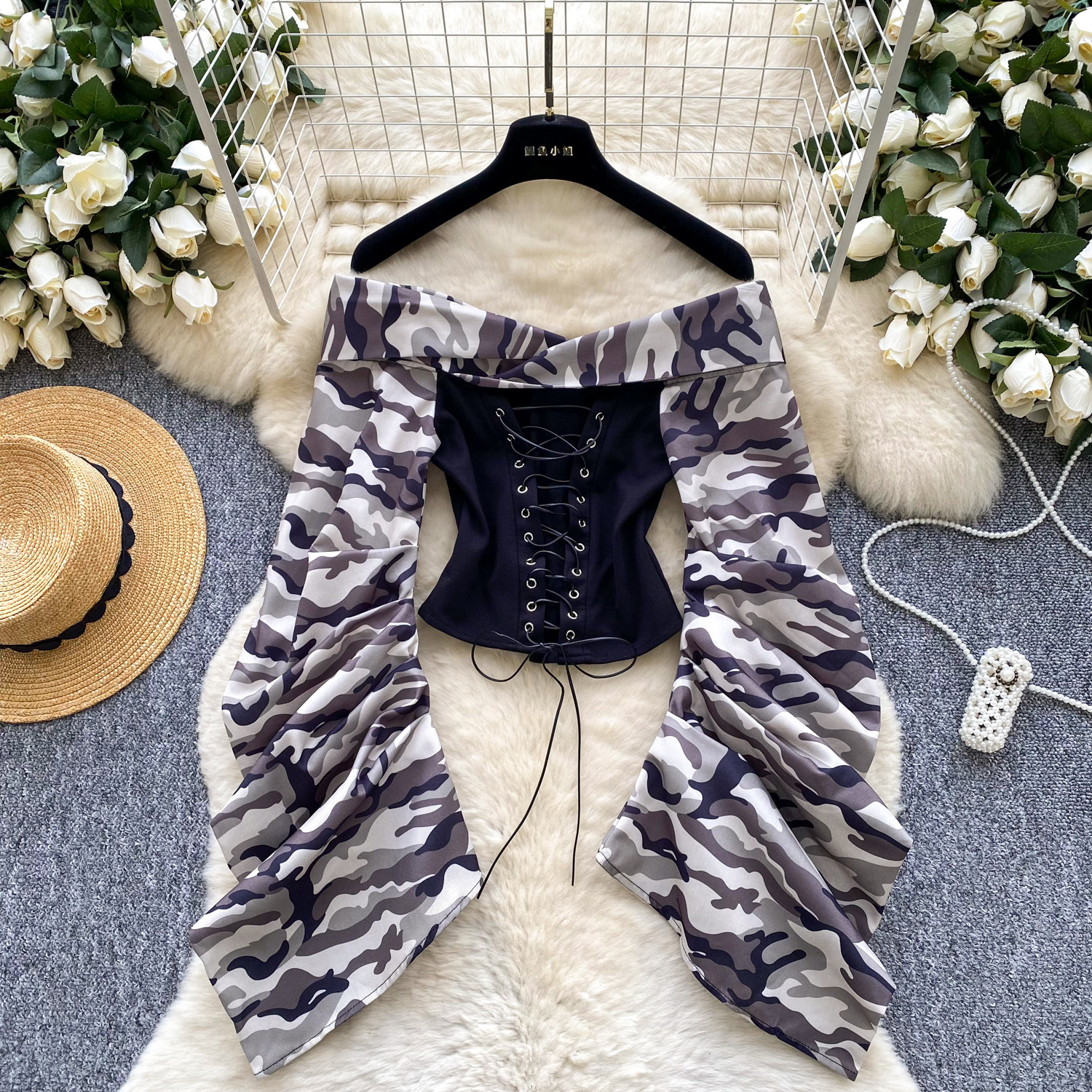 Vintage Blouse slash neck Draw - Vintage Fashion Drawings ulasan dan harga
